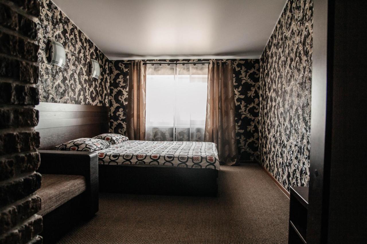Mini-Hotel La Menska 明斯克 外观 照片